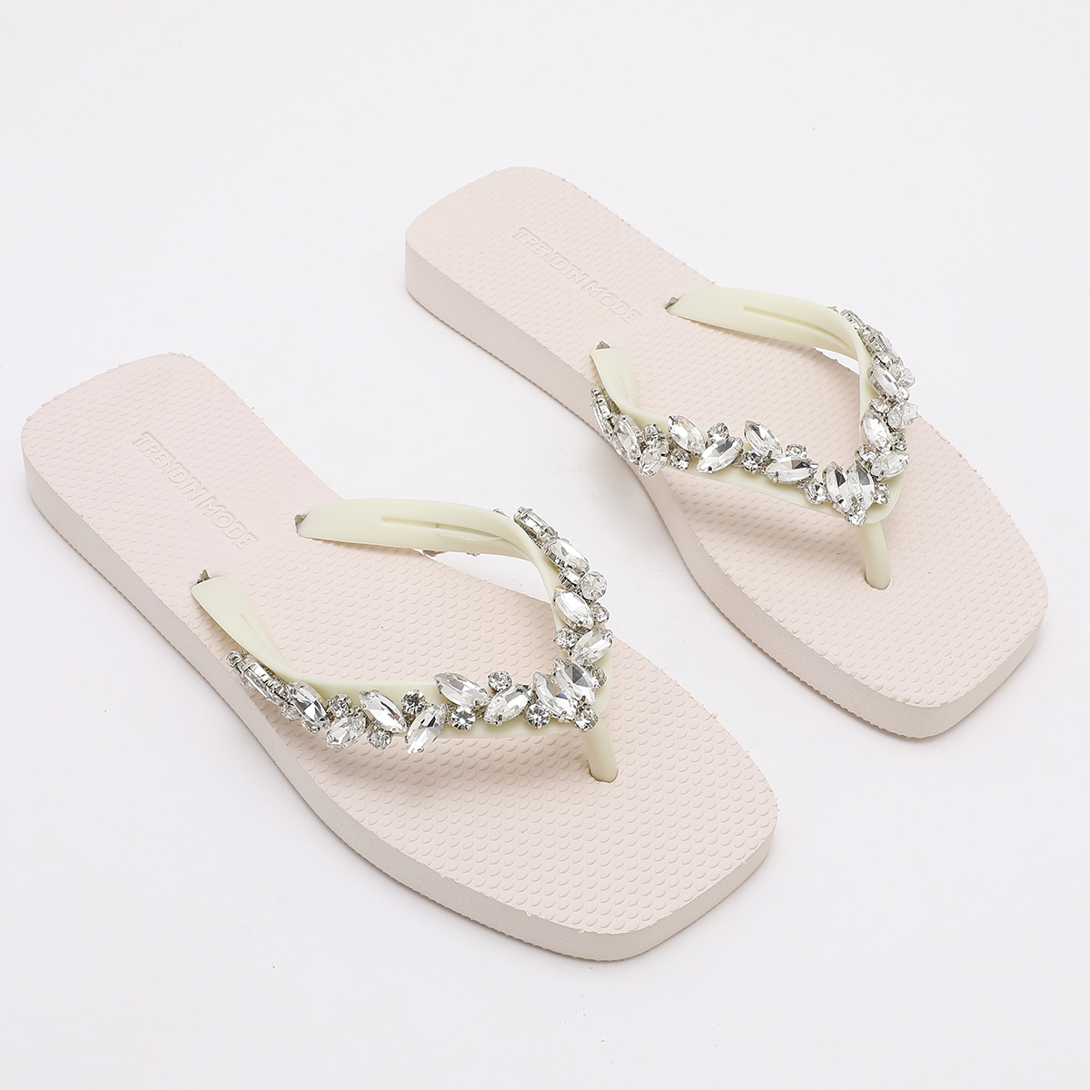 TM252001_SUMMER_WHITE_5 Jeweled Flat Beach Sandals TM252001 Summer White - Image 1
