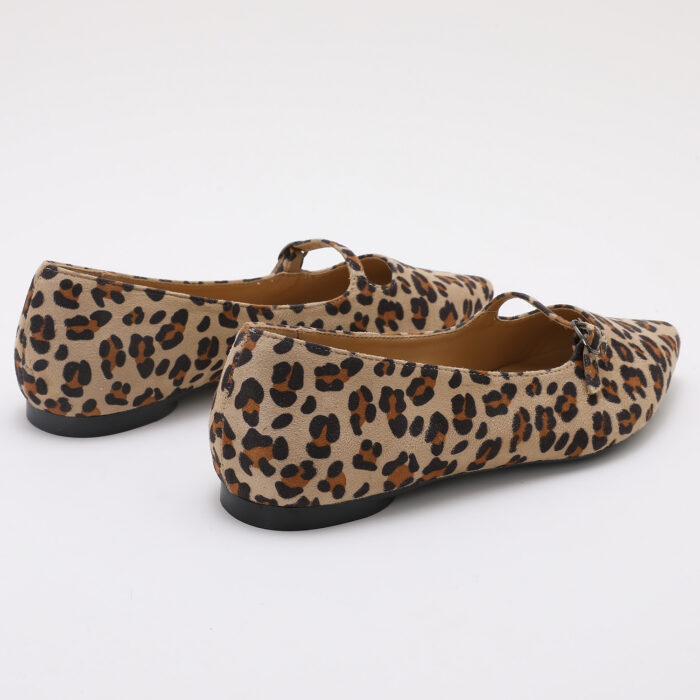 Bailarina en Punta de Charol Animal Print - Imagen 6